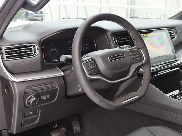 Jeep Grand Wagoneer 2026 photo 5