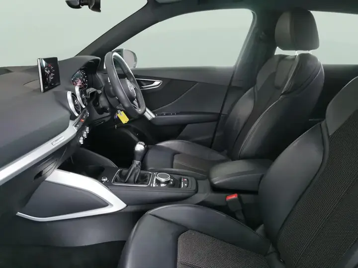 Audi Q2 2021 photo 4