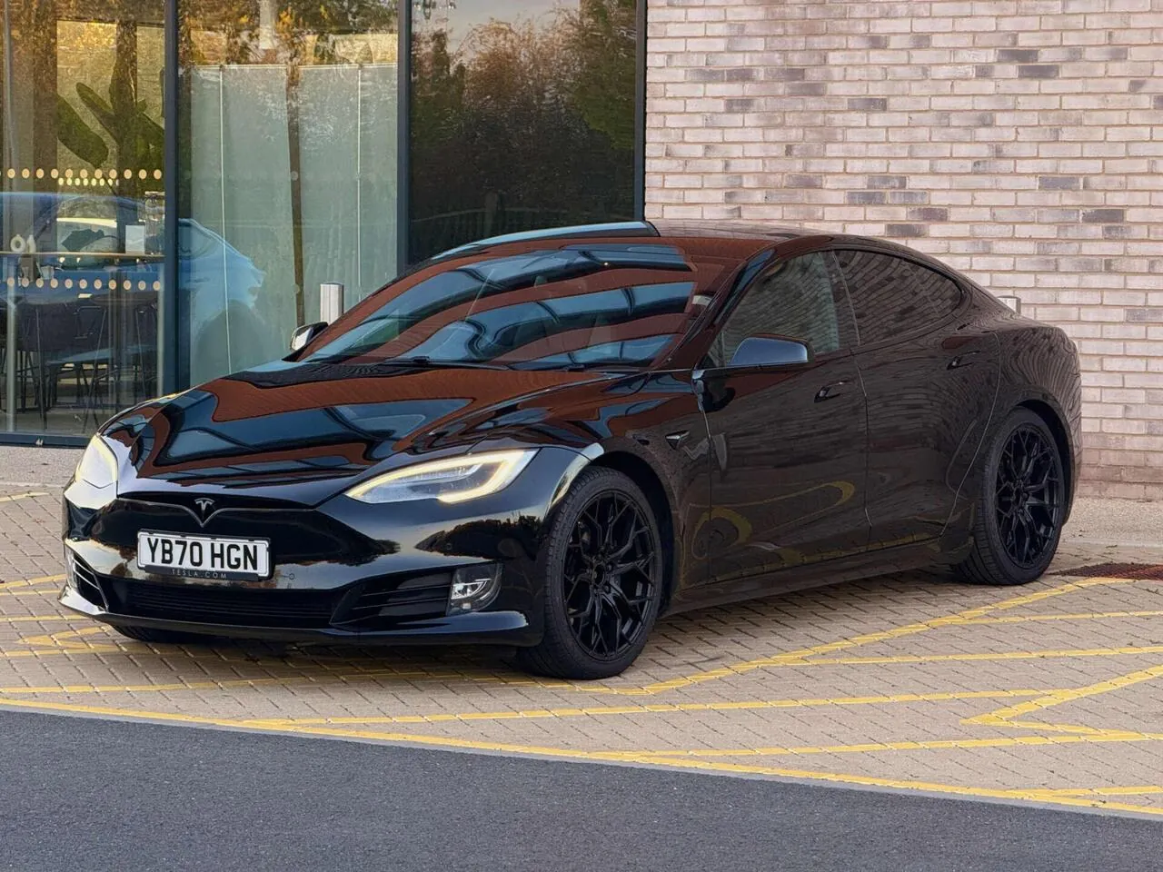 Tesla Model S 2020 photo 3