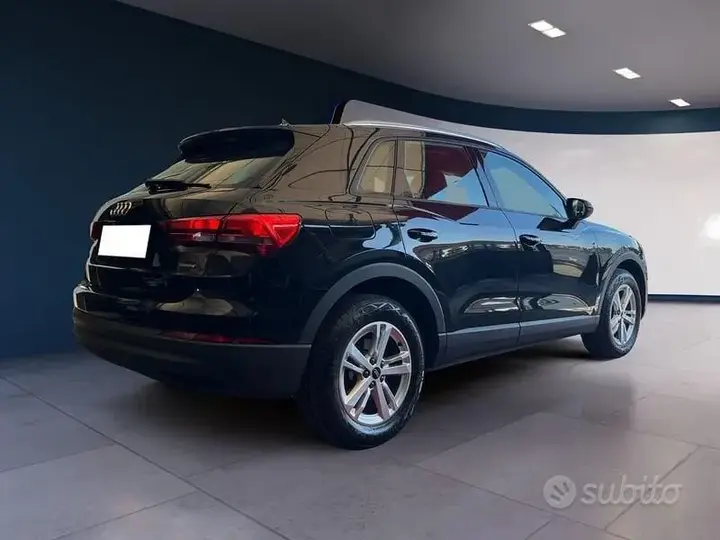 Audi Q3 2022 photo 4