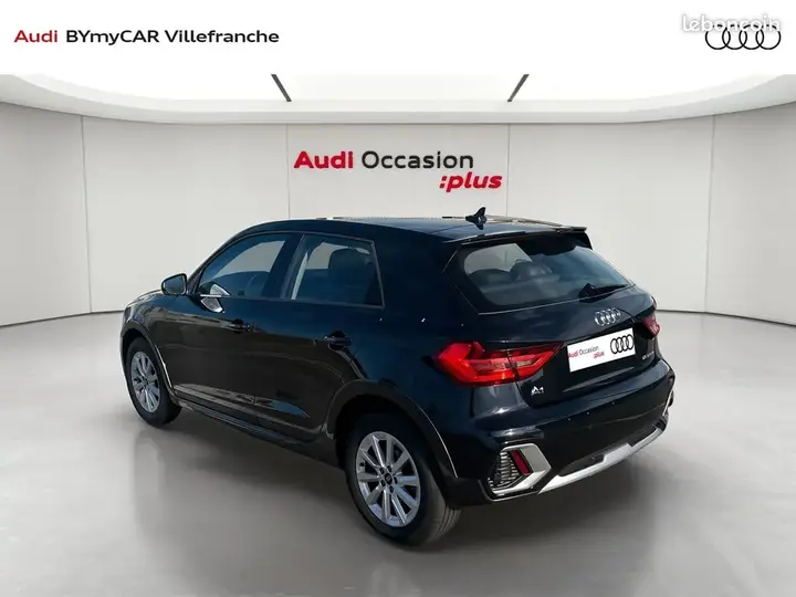Audi A1 2024 photo 3