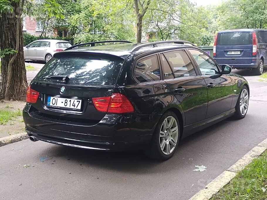 BMW 320D 2009 photo 5