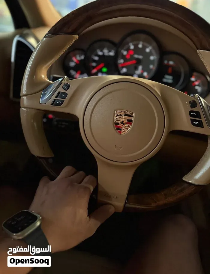 Porsche Cayenne 2015 photo 2