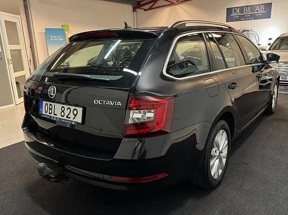 Skoda Octavia 2018 photo 5