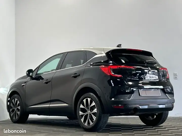 Renault Captur 2024 photo 4