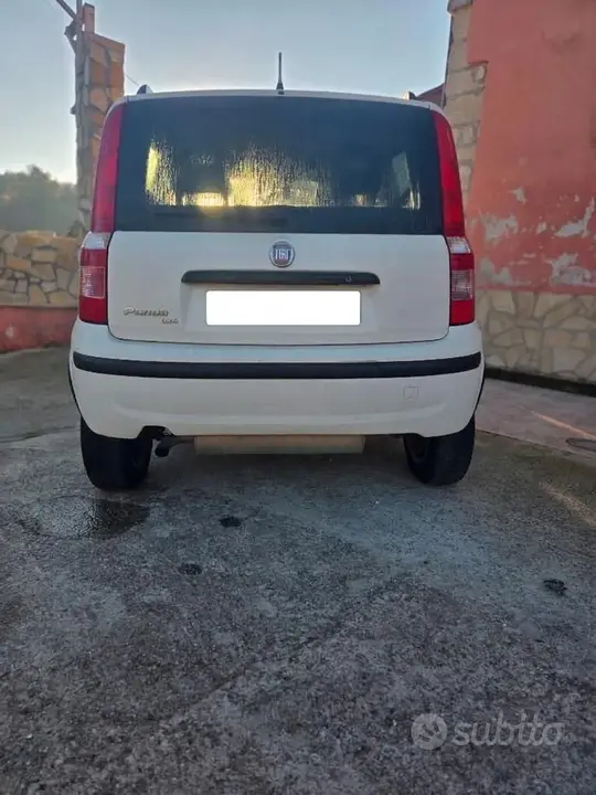 Fiat Panda 2011 photo 2