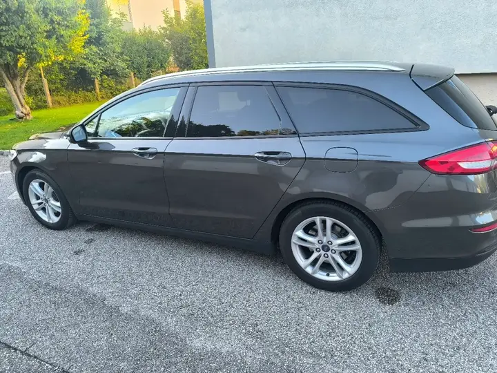 Ford Mondeo 2019 photo 2