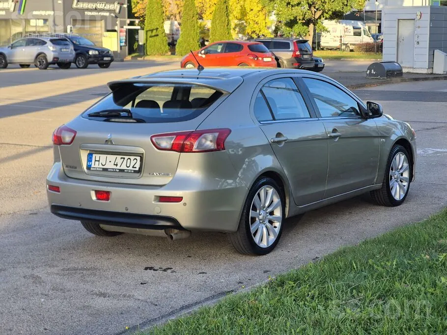 Mitsubishi Lancer 2009 photo 5