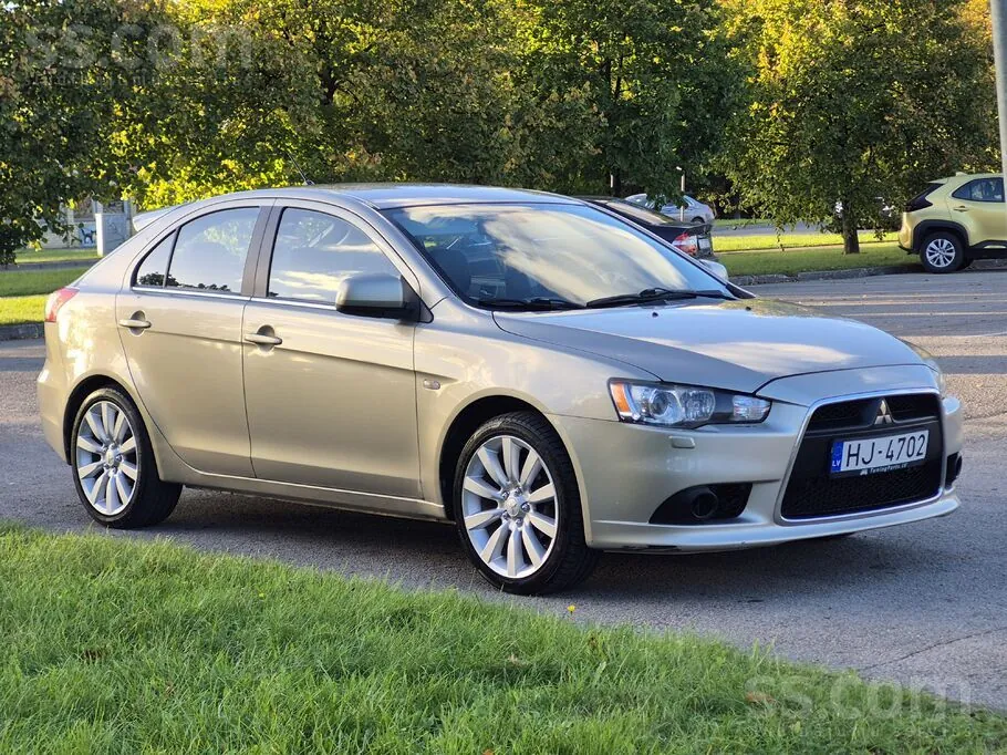 Mitsubishi Lancer 2009 photo 3