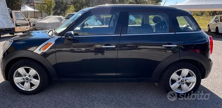 Mini Countryman 2015 photo 2