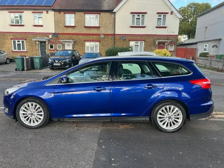 Ford Focus 2016 photo 3