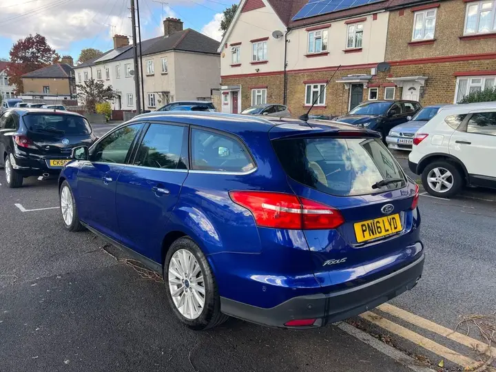 Ford Focus 2016 photo 4
