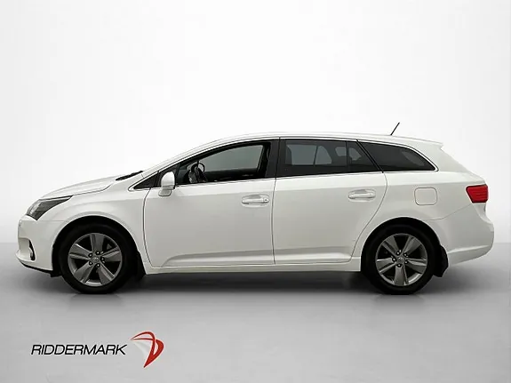 Toyota Avensis 2015 photo 4