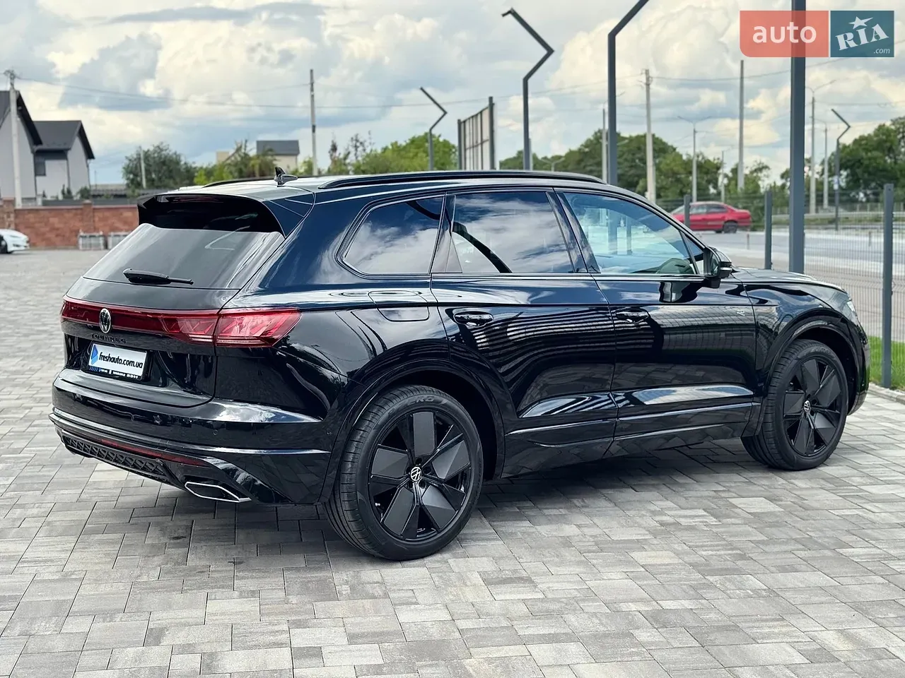 Volkswagen Touareg 2026 photo 3