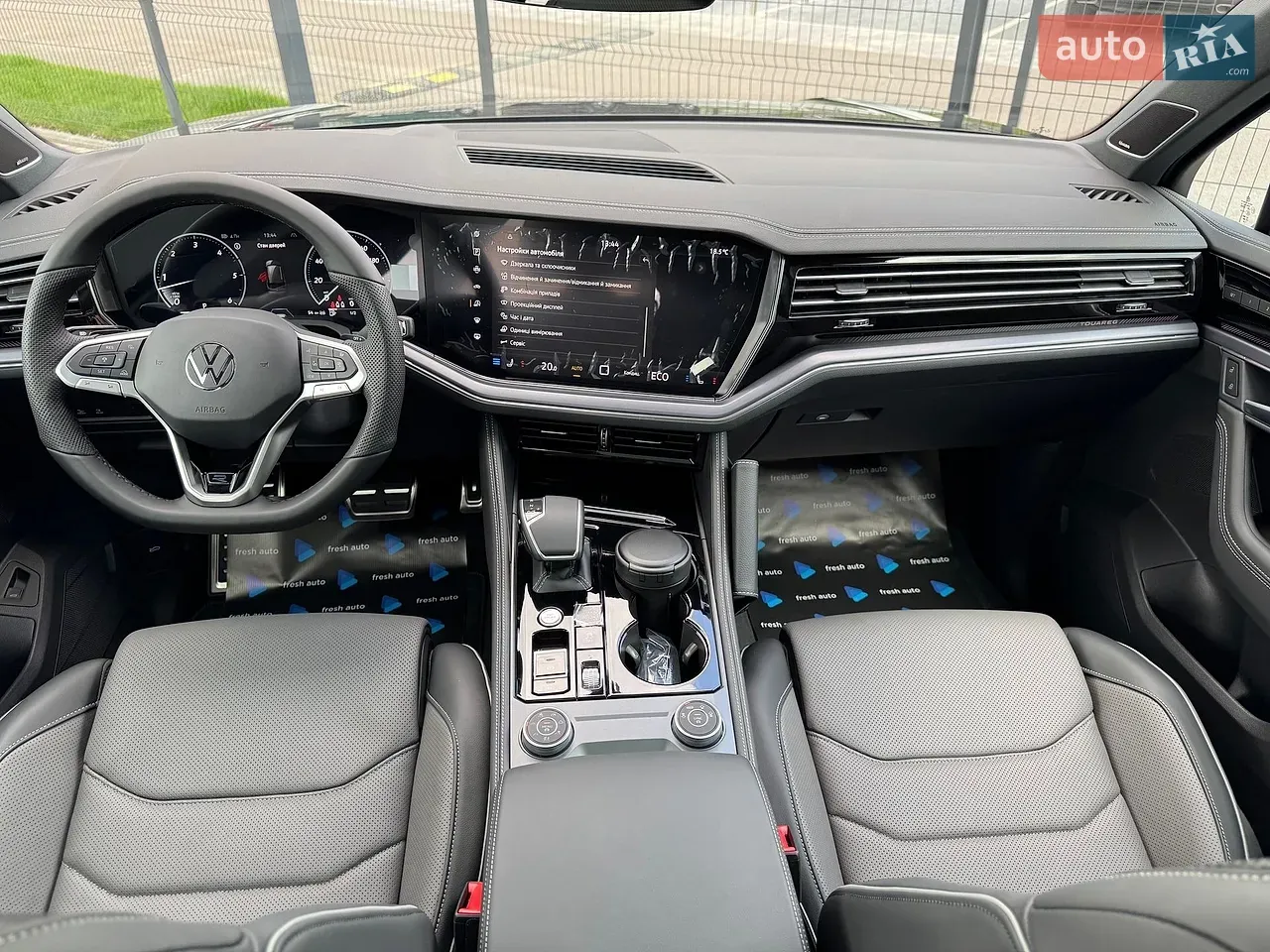Volkswagen Touareg 2026 photo 4