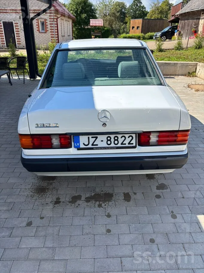 Mercedes-Benz 190 1991 photo 4