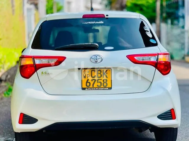 Toyota Vitz 2019 photo 3
