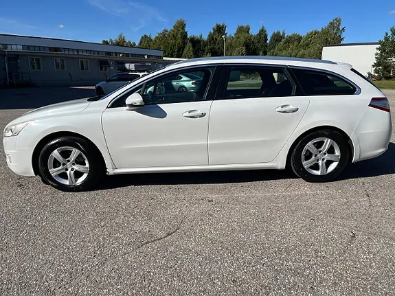 Peugeot 508 2011 photo 2