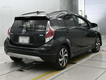 Toyota Aqua 2016 photo 4