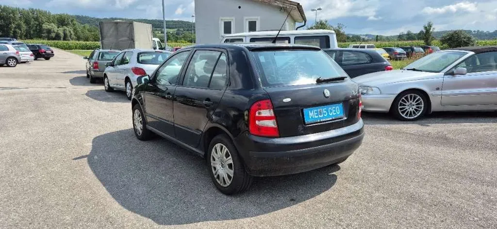 Skoda Fabia 2004 photo 3