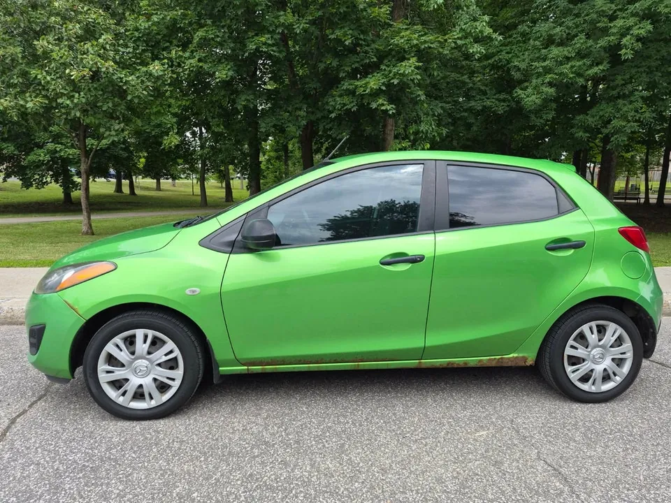 Mazda 2