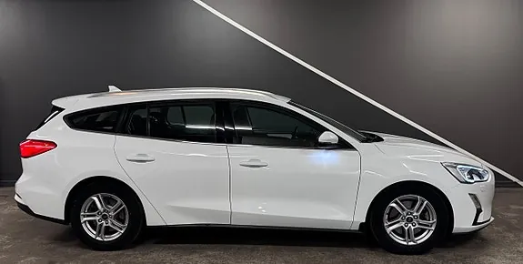 Ford Focus 2019 photo 4