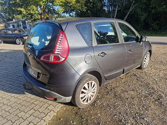 Renault Scenic Iii 2011 photo 3