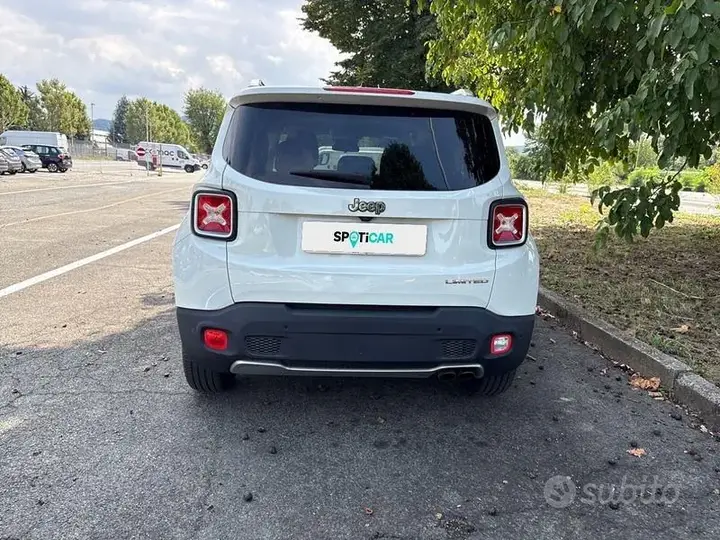 Jeep Renegade 2015 photo 4