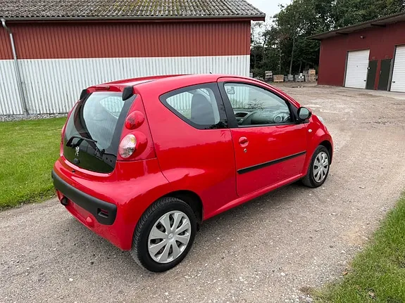 Peugeot 107 2007 photo 3