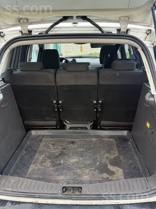 Ford C-Max 2008 photo 5