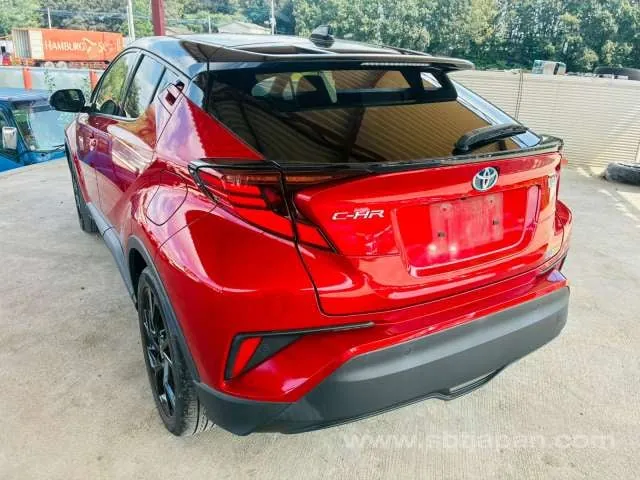 Toyota C-Hr 2020 photo 3