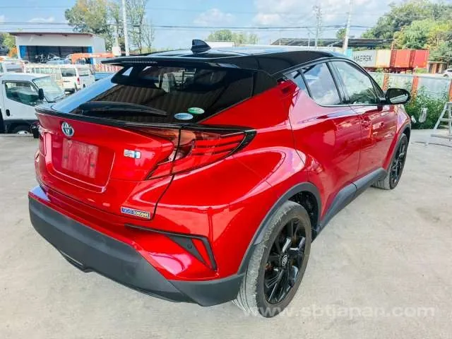 Toyota C-Hr 2020 photo 4