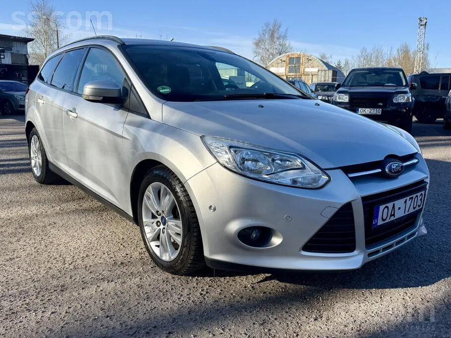 Ford Focus 2013 photo 3