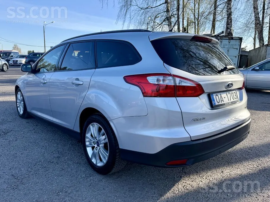 Ford Focus 2013 photo 5