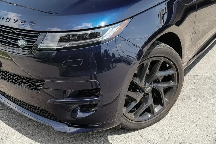 Land Rover Range Rover Sport 2023 photo 4