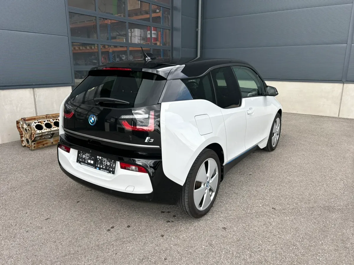 BMW I3 2022 photo 3