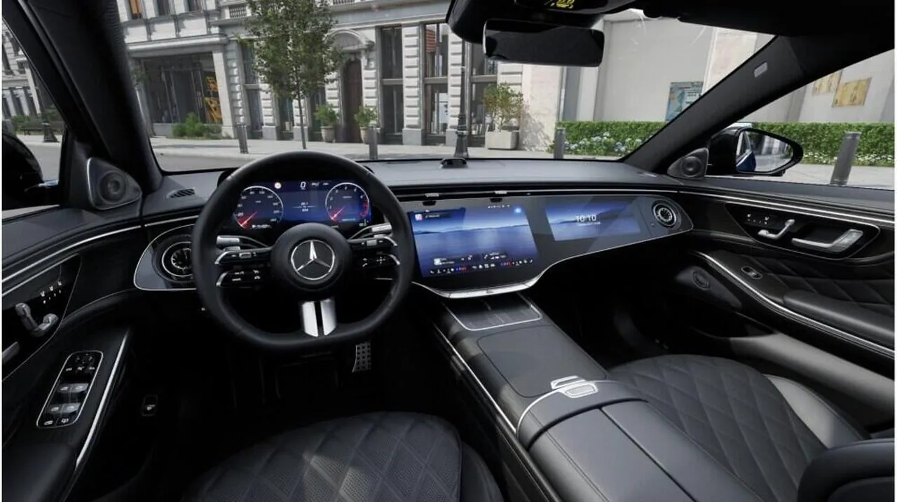 Mercedes-Benz S-Class photo 5