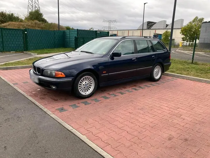 BMW E39 520I Touring