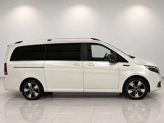 Mercedes-Benz Eqv 300 2022 photo 2