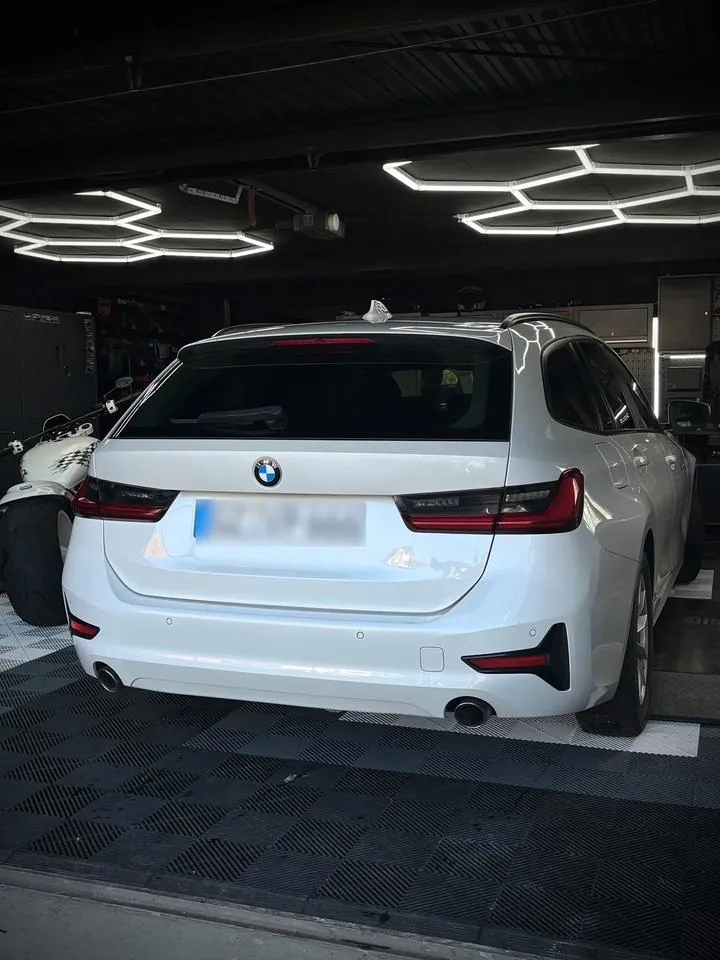 BMW 318D Touring