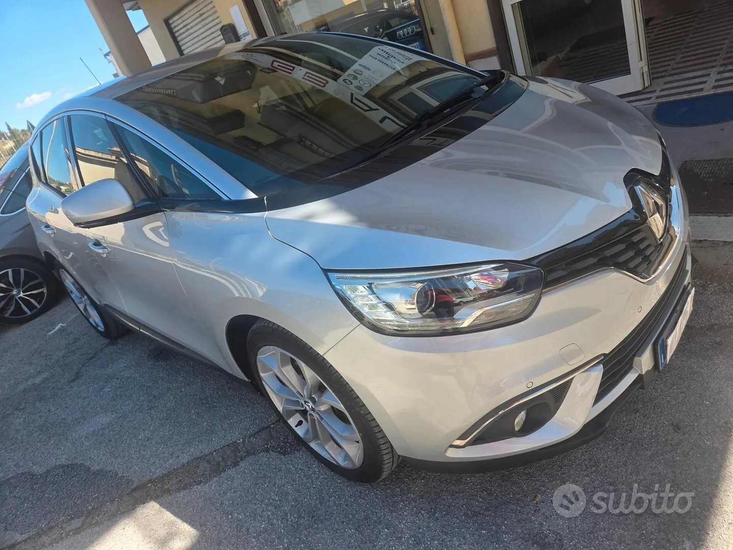 Renault Scenic 2018 photo 3