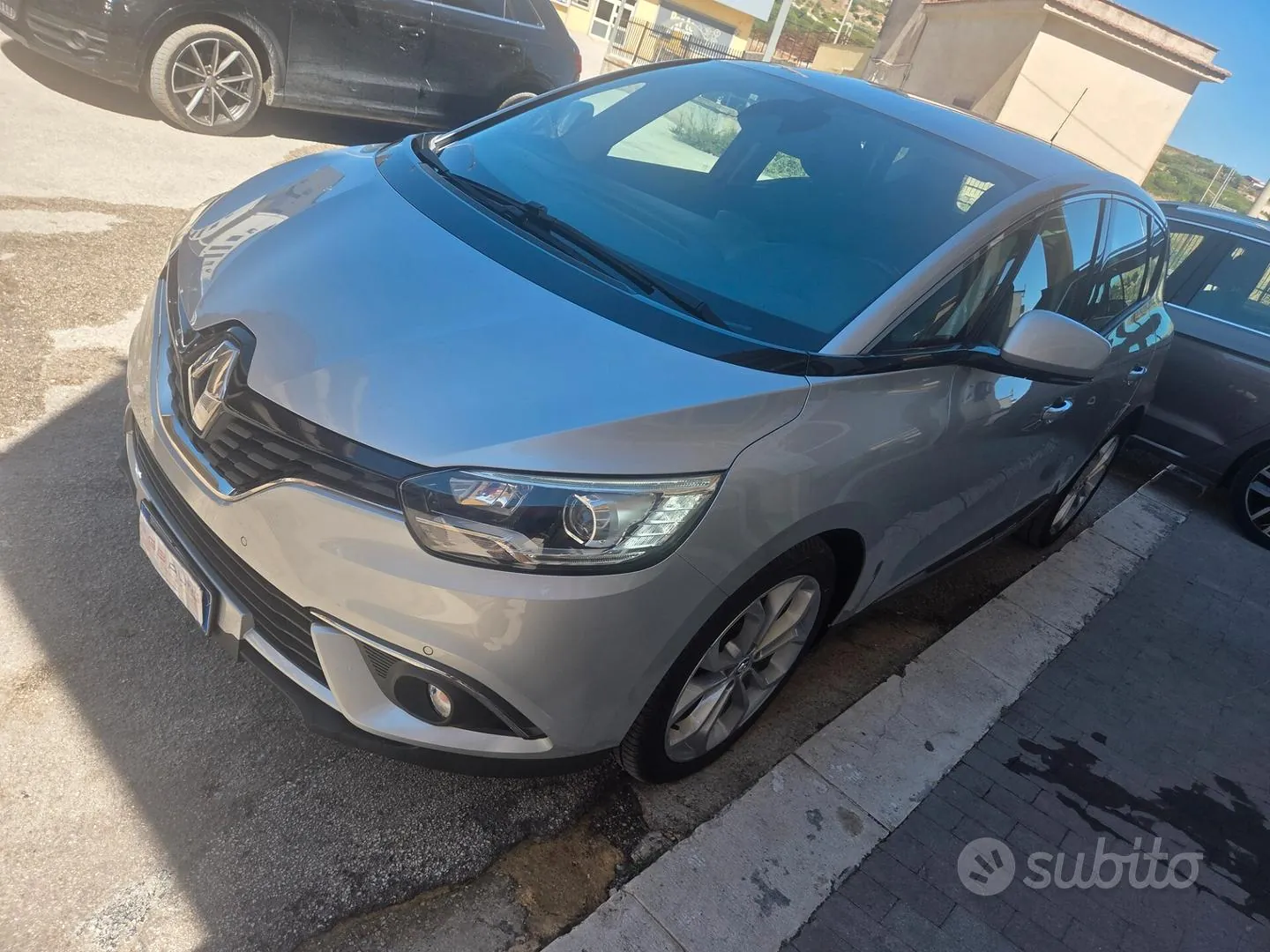 Renault Scenic 2018 photo 4