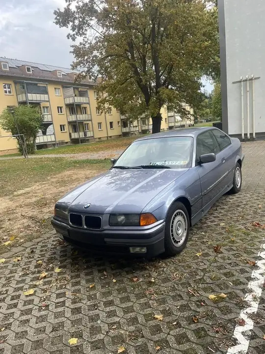 BMW 325I