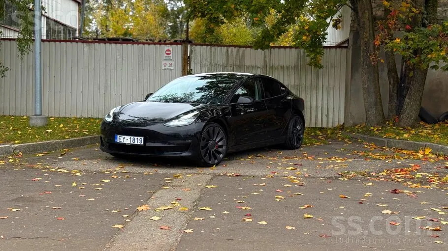 Tesla Model 3