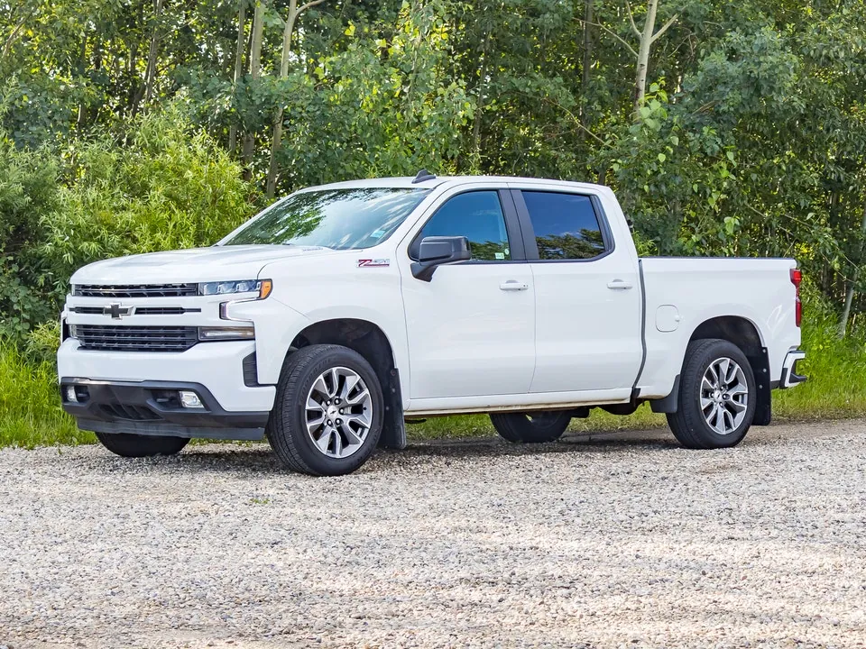 Chevrolet Silverado 1500 2021 photo 3