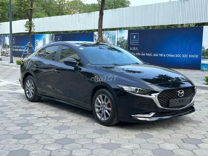 Mazda 3 2022 photo 2