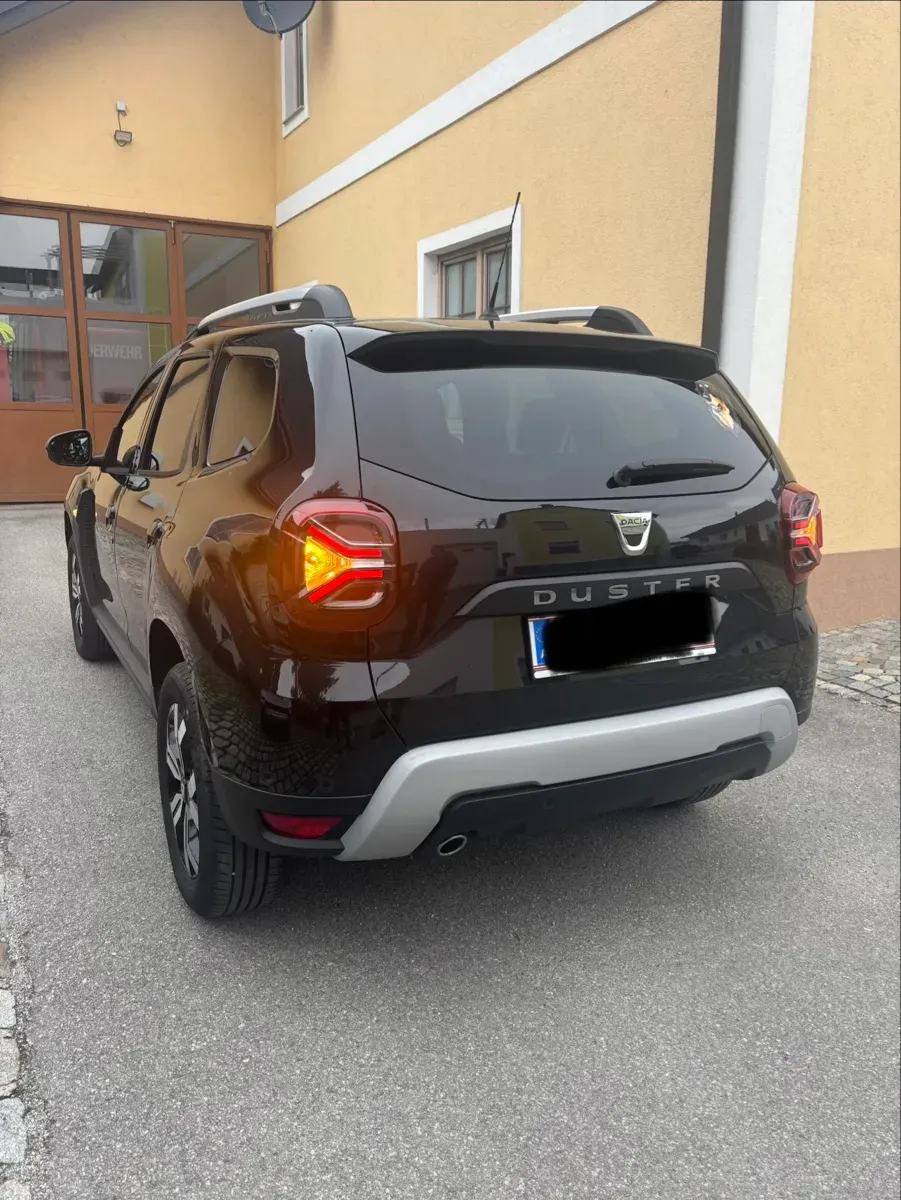 Dacia Duster 2022 photo 2