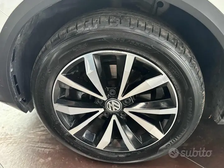 Volkswagen T-Roc 2019 photo 5