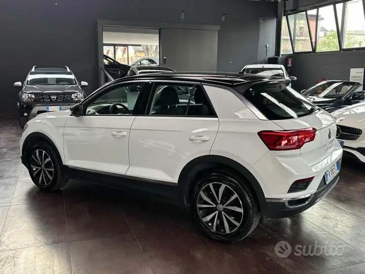 Volkswagen T-Roc 2019 photo 3