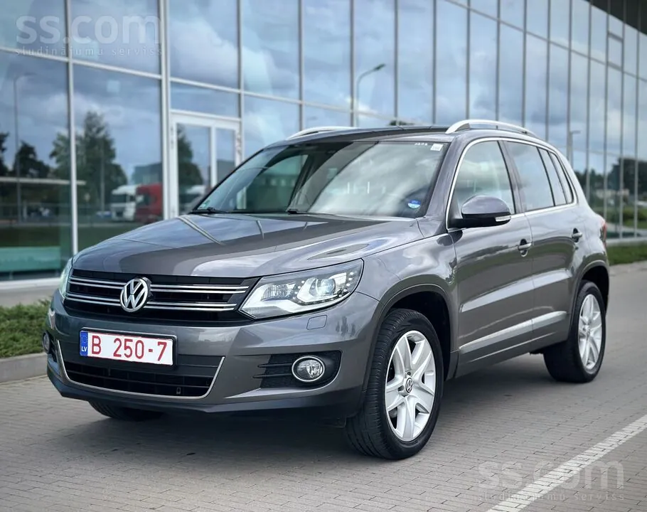 Volkswagen Tiguan 2012 photo 2